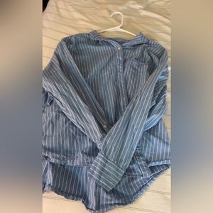 1 year old, only worn twice.